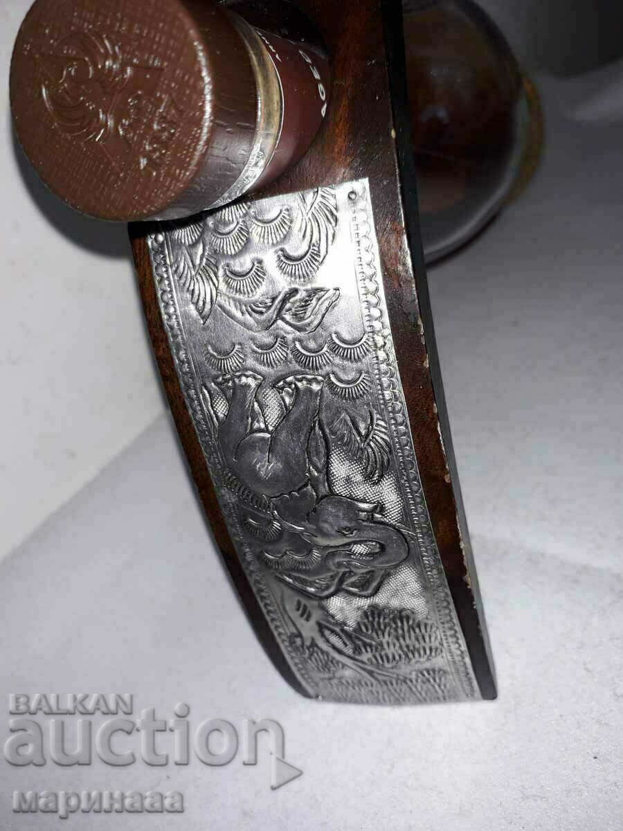 SUPORT STICLE. TAILANDA cu preț 3.00 BGN | € 1.53 SUPORT STICLE. TAILANDA cu preț 3.00 BGN | € 1.53