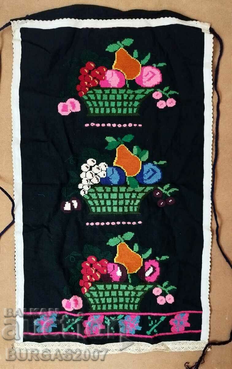 Old woven, embroidered apron - 7