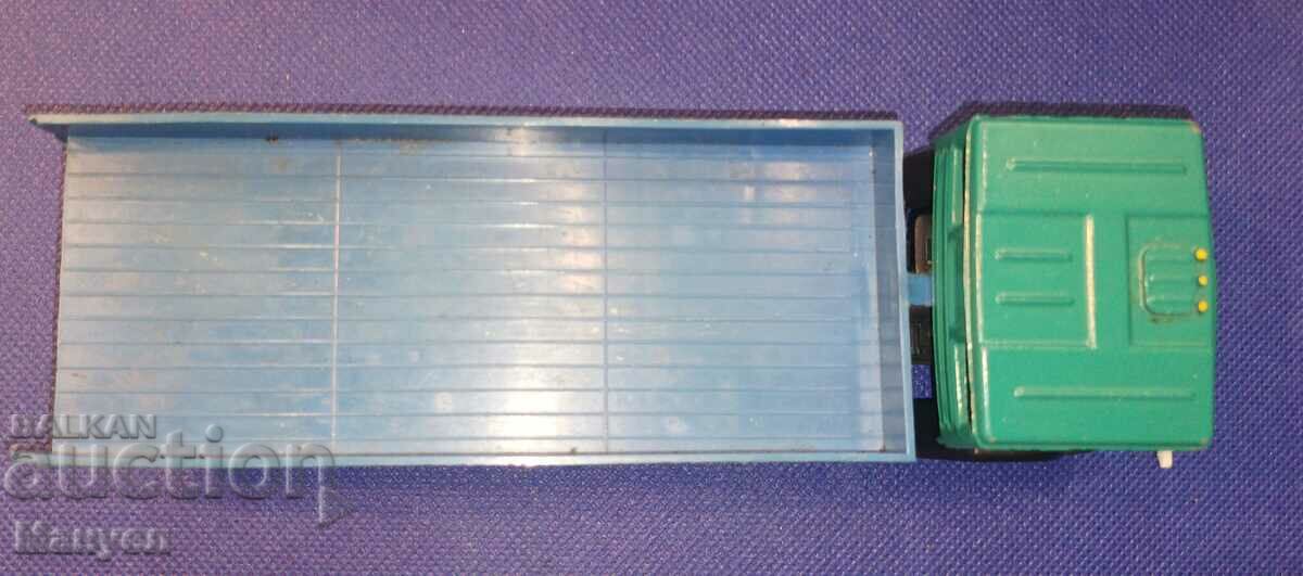 Delivery of Old model - USSR (USSR, Russia). Delivery of Old model - USSR (USSR, Russia).