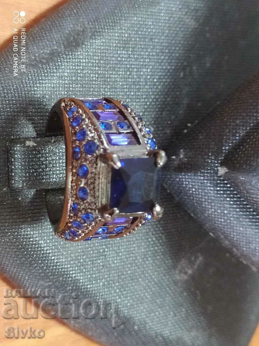 Sapphire and topaz ring 1