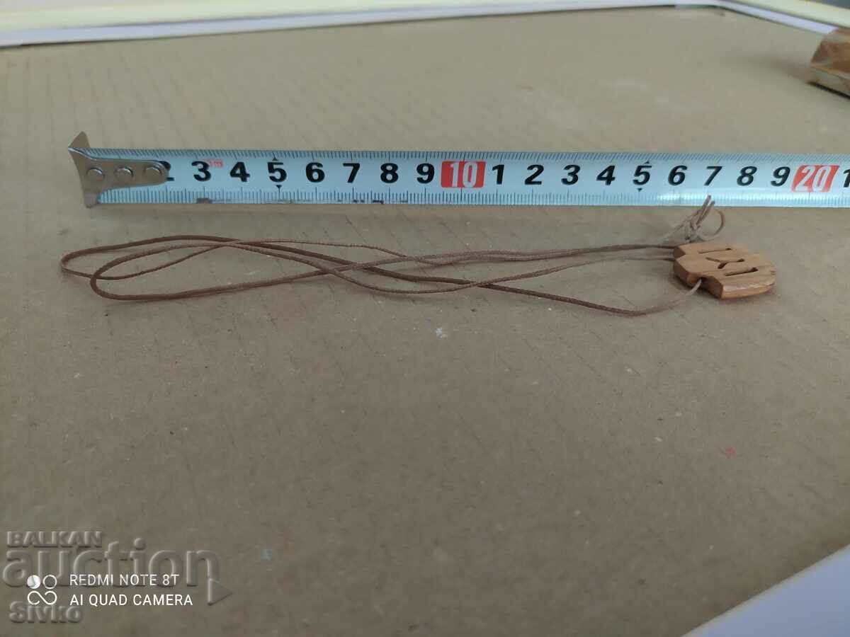 Auction Medallion The Sign of the Doulo Family Auction Medallion The Sign of the Doulo Family