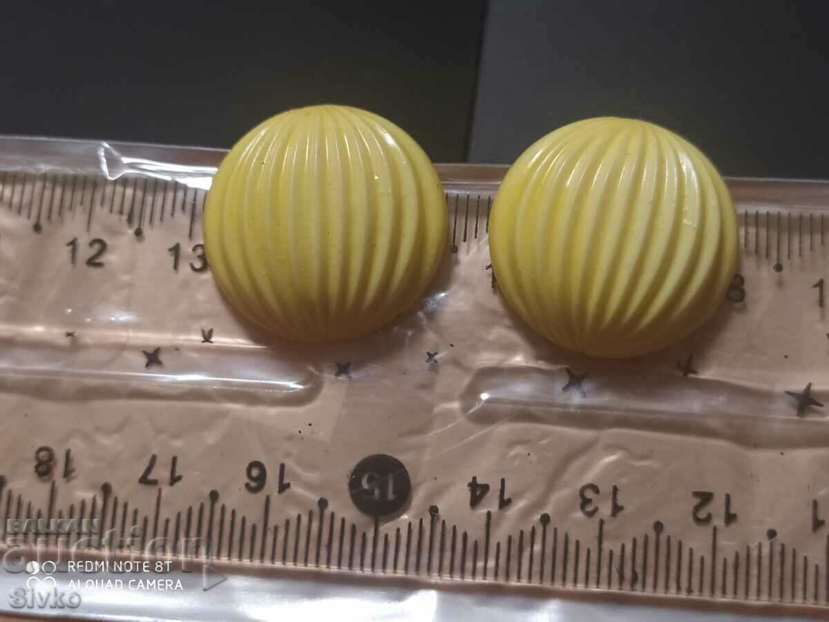 Earrings with price 0.01 BGN | € 0.01