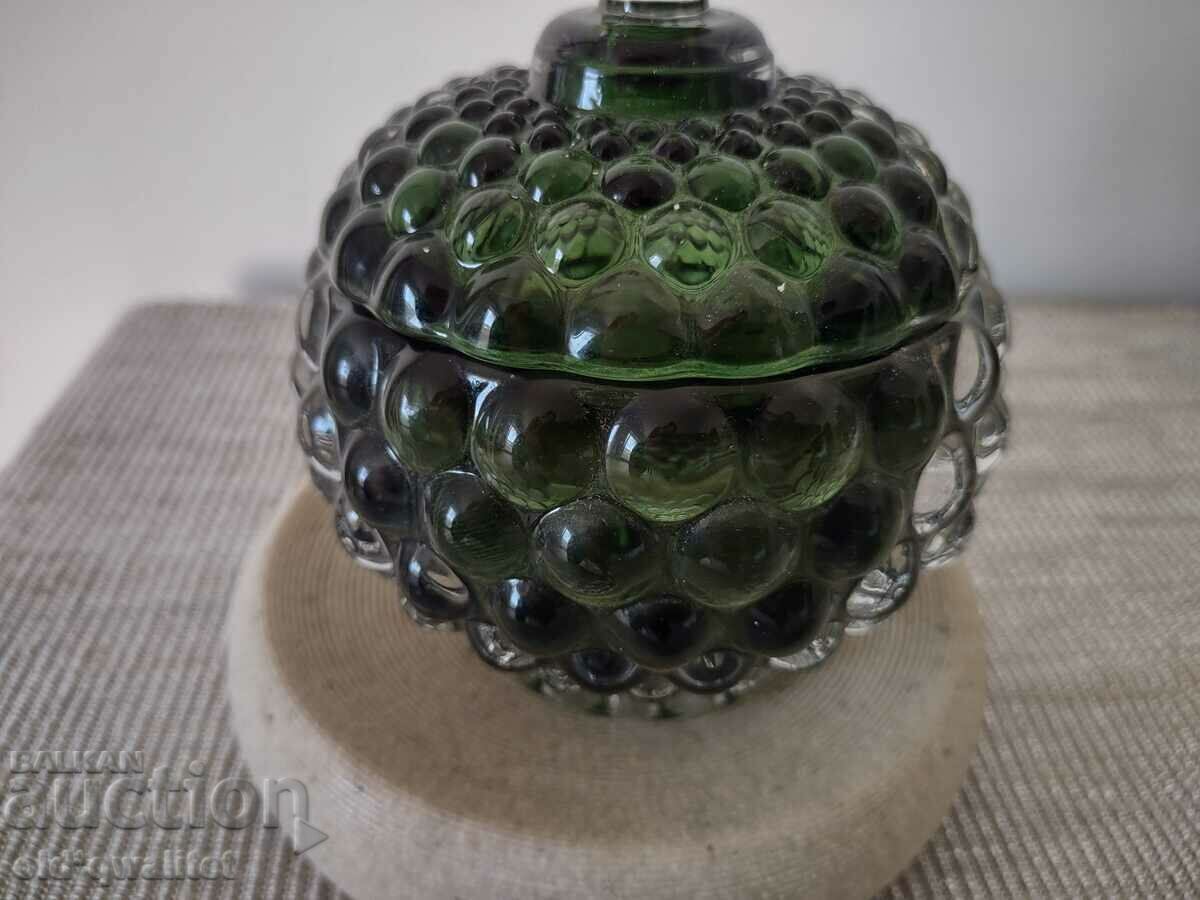 Licitație Sticlă decorativă pentru bijuterii și obiecte mici, aurire Licitație Sticlă decorativă pentru bijuterii și obiecte mici, aurire