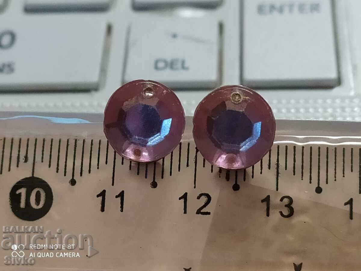 Small earrings Small earrings