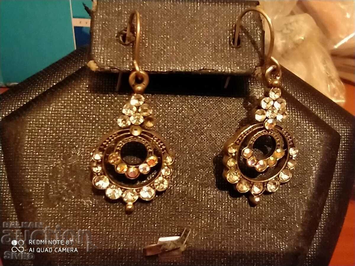 Earrings with zircons, fine, 2.5 cm