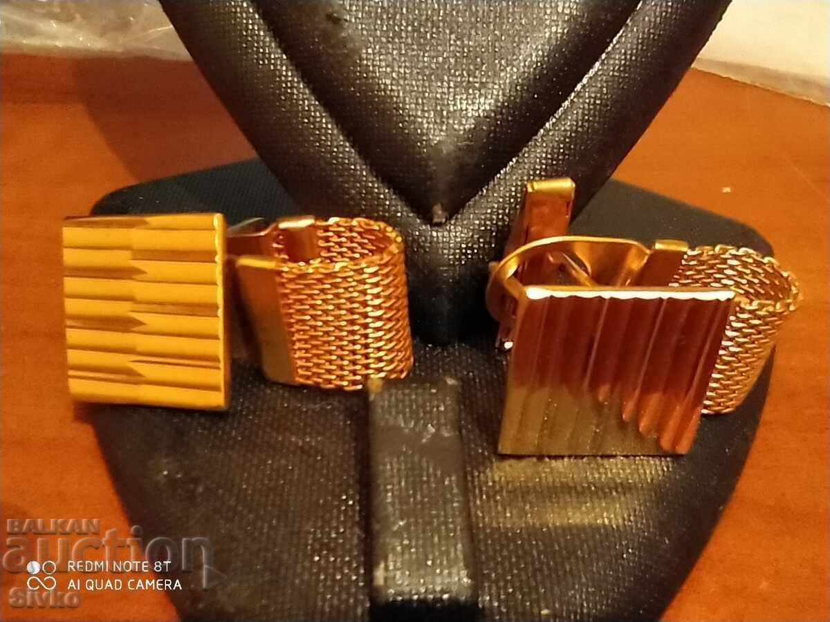 Butoane placate cu aur Butoane placate cu aur