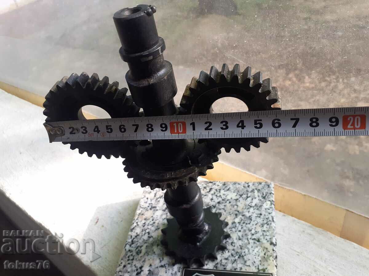 Old model reducers with marble pedestal - 5 Old model reducers with marble pedestal - 5