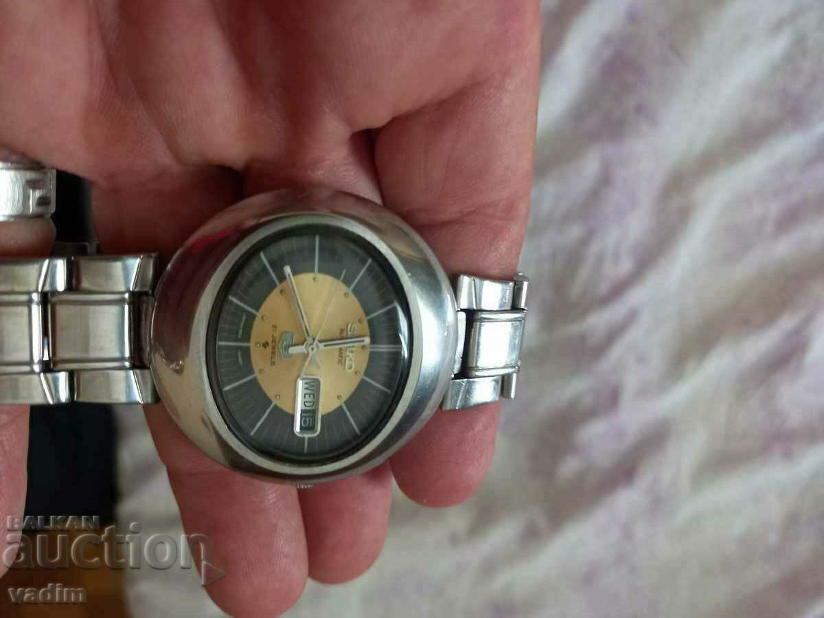 Auction  SEIKO 5 6119 JAPAN WORKS