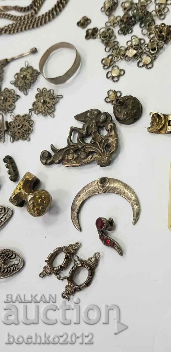 Delivery of Lot of revival parts, part Sachan, silver Delivery of Lot of revival parts, part Sachan, silver