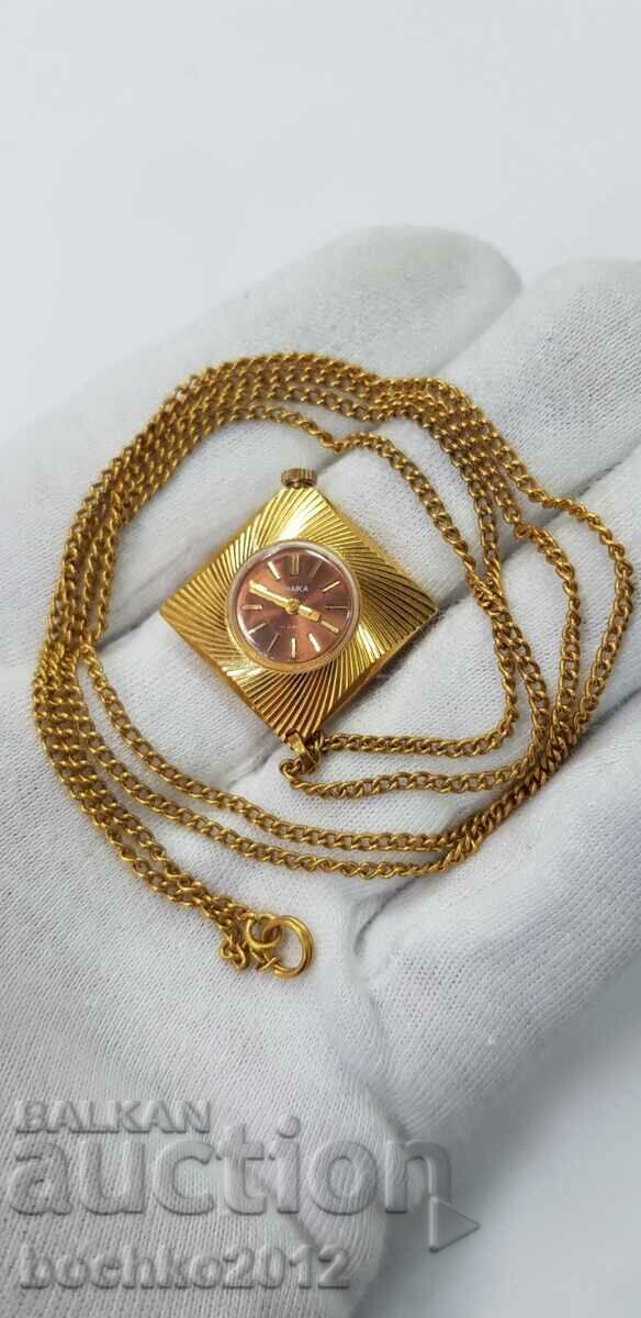 Delivery of Beautiful USSR women's watch - medallion - Seagull Delivery of Beautiful USSR women's watch - medallion - Seagull