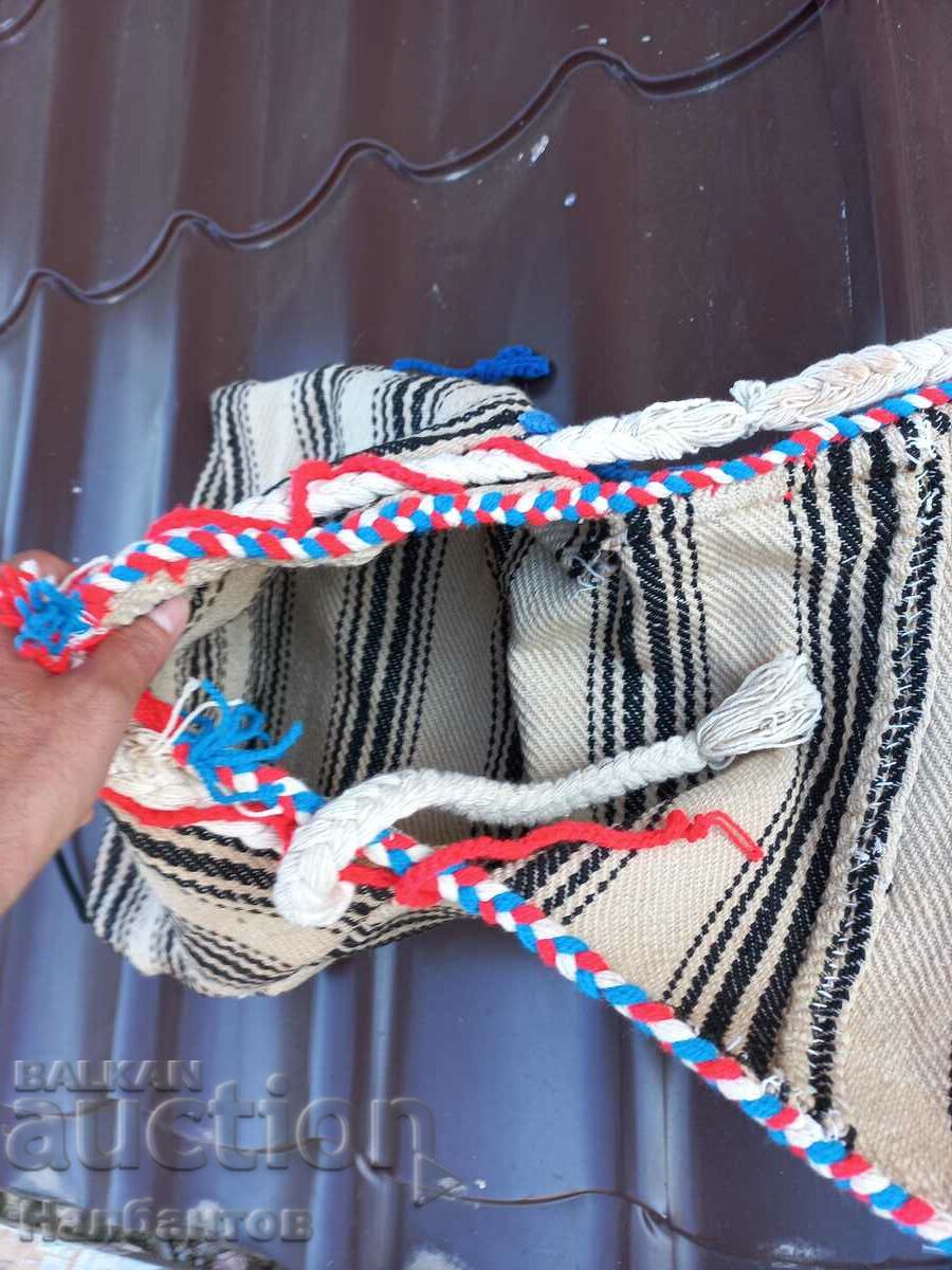 Delivery of OLD SADDLES Delivery of OLD SADDLES