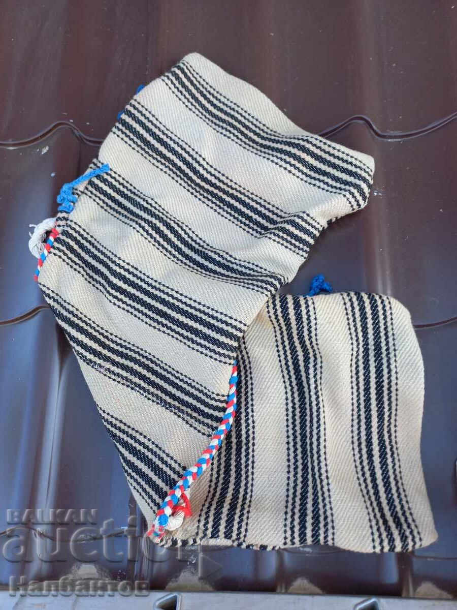 OLD SADDLES - 5 OLD SADDLES - 5