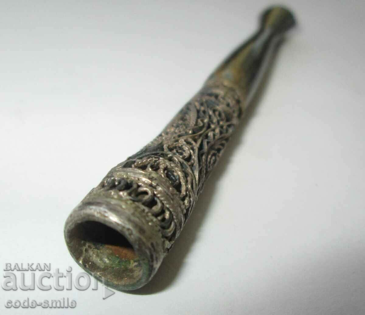 Auction Old vintage cigarette silver filigree handmade 19c. Auction Old vintage cigarette silver filigree handmade 19c.
