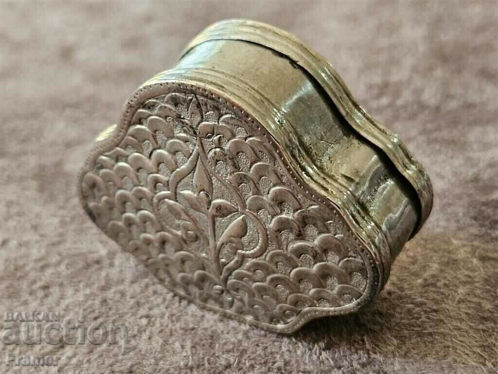 Delivery of Rare Bulgarian Revival Snuff Box 19th century Delivery of Rare Bulgarian Revival Snuff Box 19th century