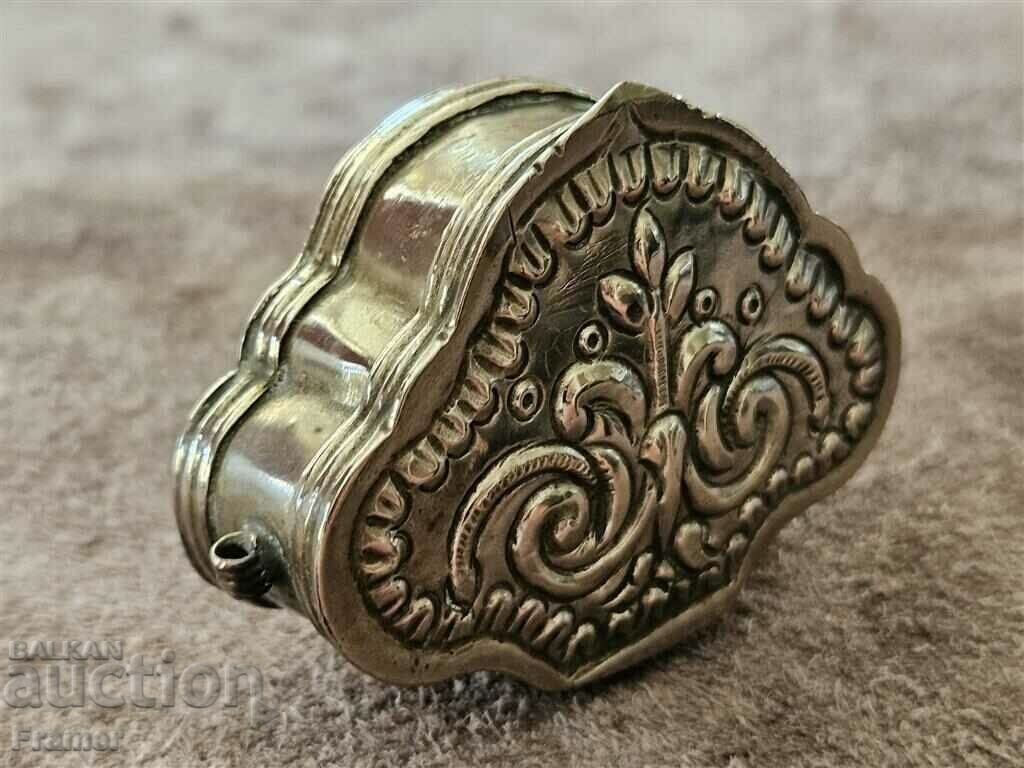 Auction Rare Bulgarian Revival Snuff Box 19th Century 1 Auction Rare Bulgarian Revival Snuff Box 19th Century 1