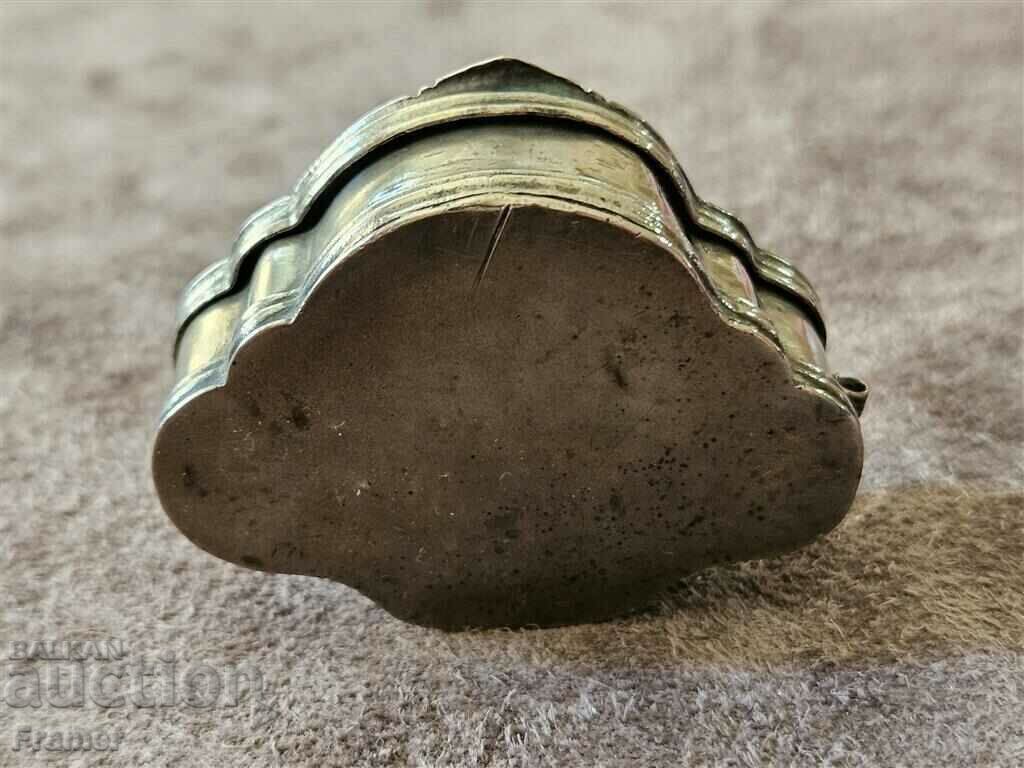 Delivery of Rare Bulgarian Revival Snuff Box 19th Century 1 Delivery of Rare Bulgarian Revival Snuff Box 19th Century 1