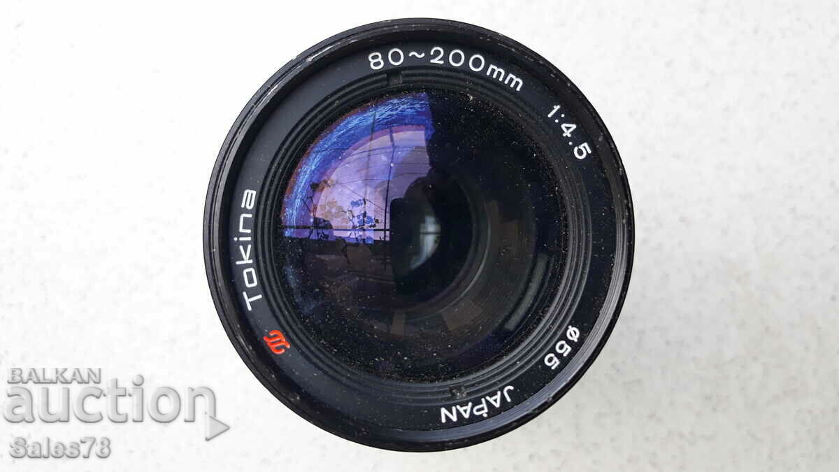 Tokina 80-200mm lens. 1:4.5 f55 JAPAN