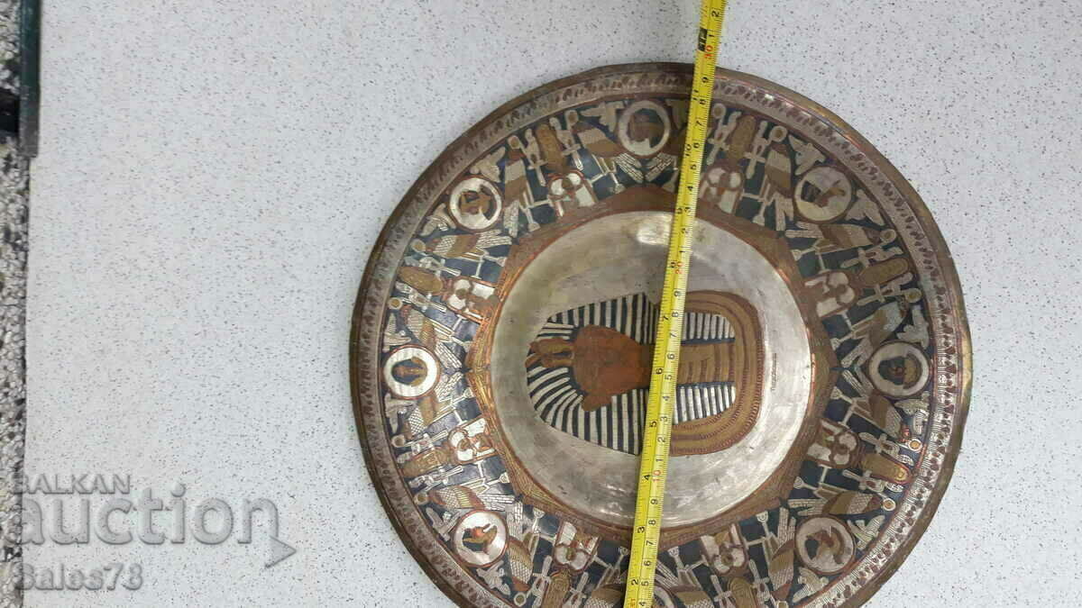 Licitație Fiola lui Tutankhamon Licitație Fiola lui Tutankhamon