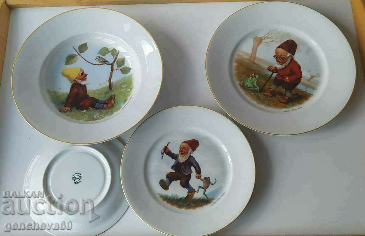 SET of plates with paintings by the artist Paul Müller/Bavaria