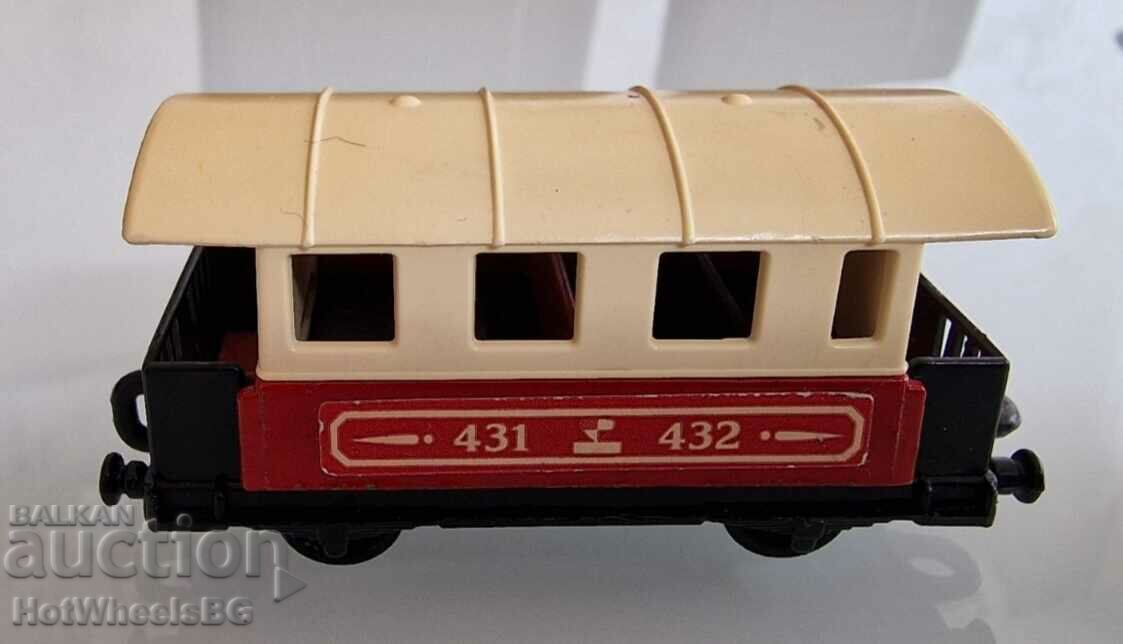 Matchbox No. 44 C-Passenger Coach 1978