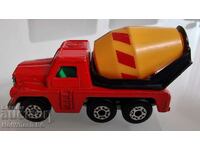 Matchbox No. 19 C- Cement Truck 1976