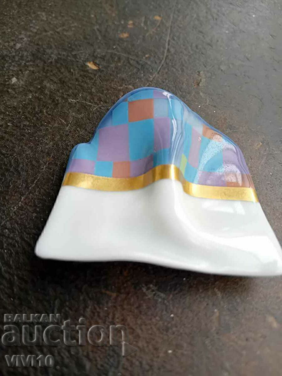 Μια υπέροχη καρφίτσα Rosenthal με τιμή € 50.00 | 97.79 BGN