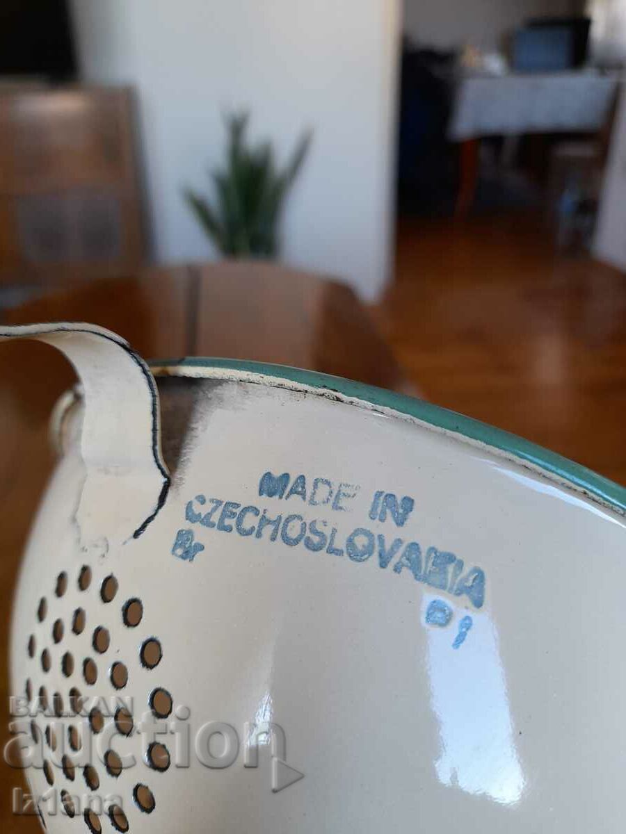 Delivery of Old enameled strainer, colander Delivery of Old enameled strainer, colander