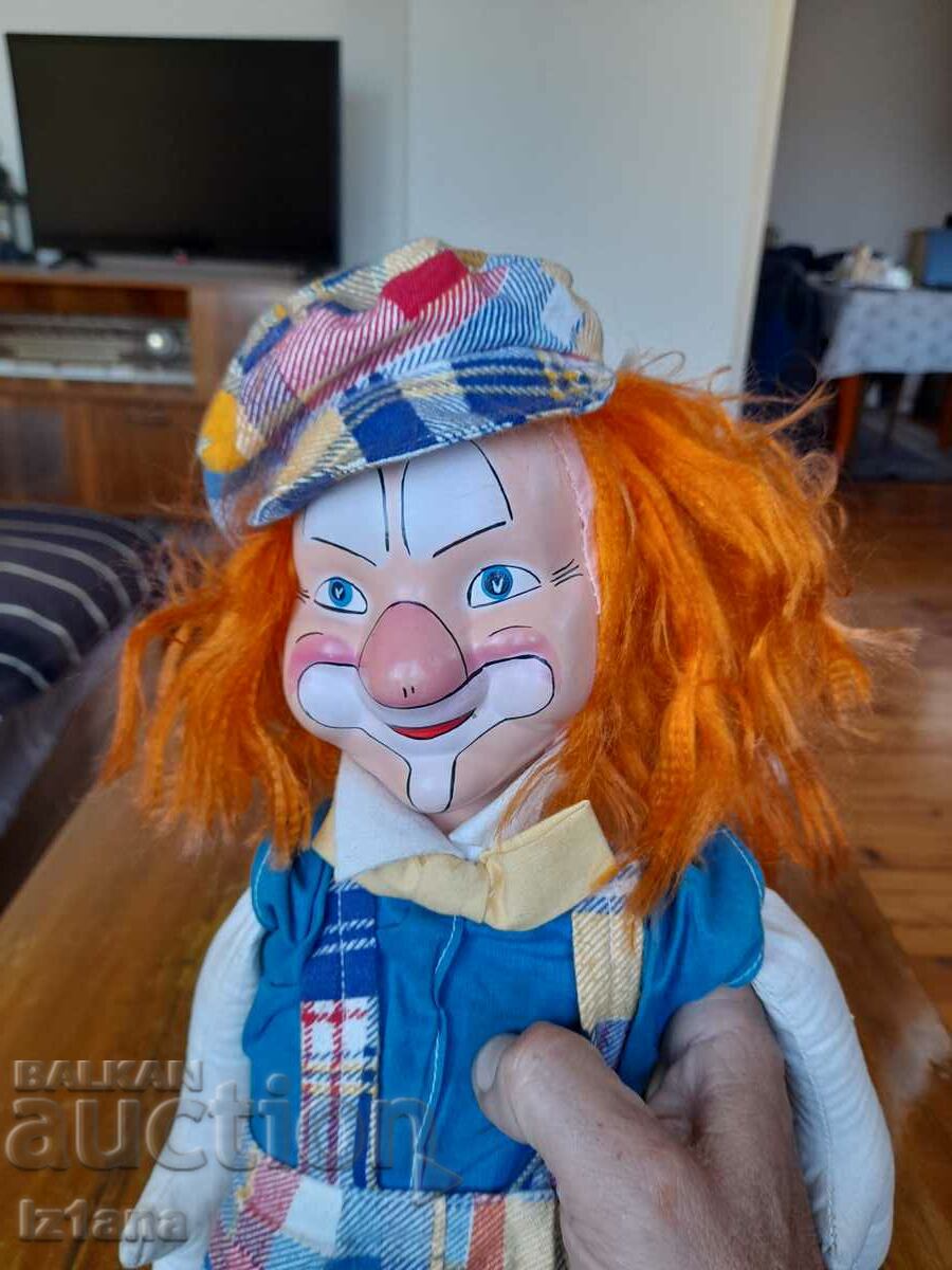 Auction Old doll, clown Auction Old doll, clown