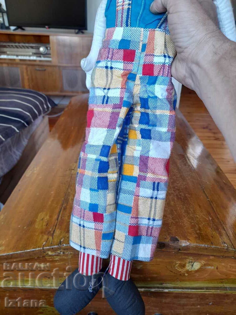 Delivery of Old doll, clown Delivery of Old doll, clown