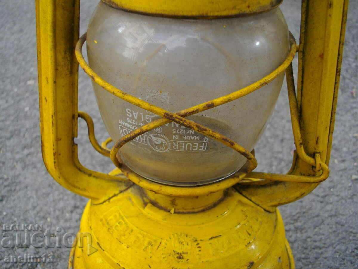 LAMPĂ LANTERNĂ VECHE GERMANĂ FEUERHAND 276 GERMANIA cu preț € 33.00 | 64.54 BGN