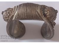 Стара гривна рогатка