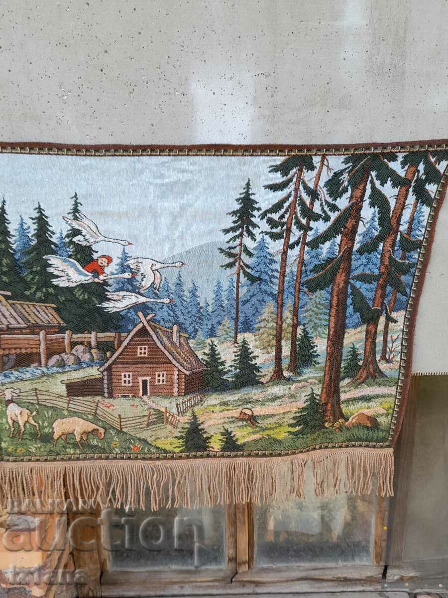 Delivery of Antique carpet, wall covering Delivery of Antique carpet, wall covering