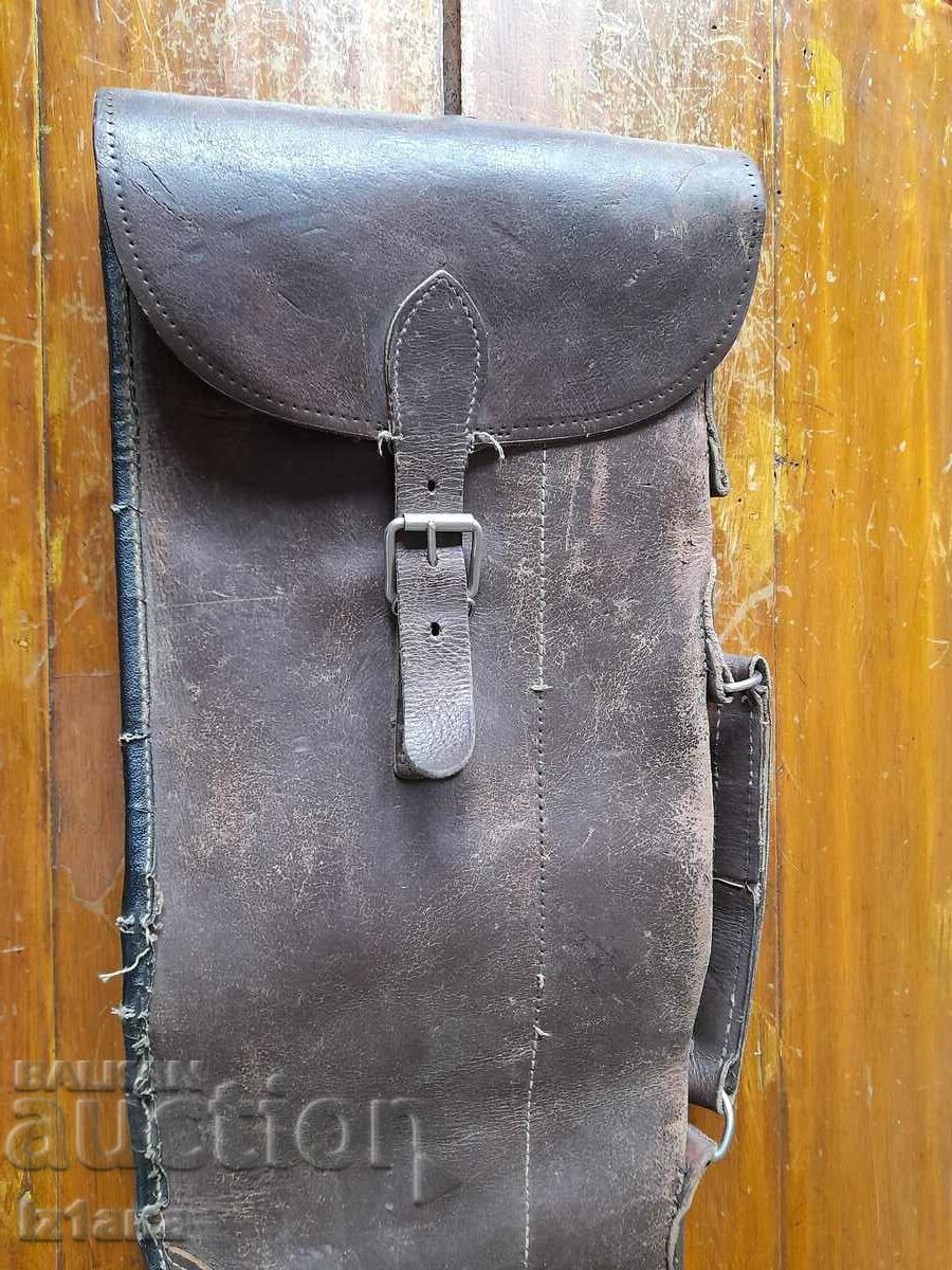 Old rifle case with price 75.00 BGN | € 38.35 Old rifle case with price 75.00 BGN | € 38.35