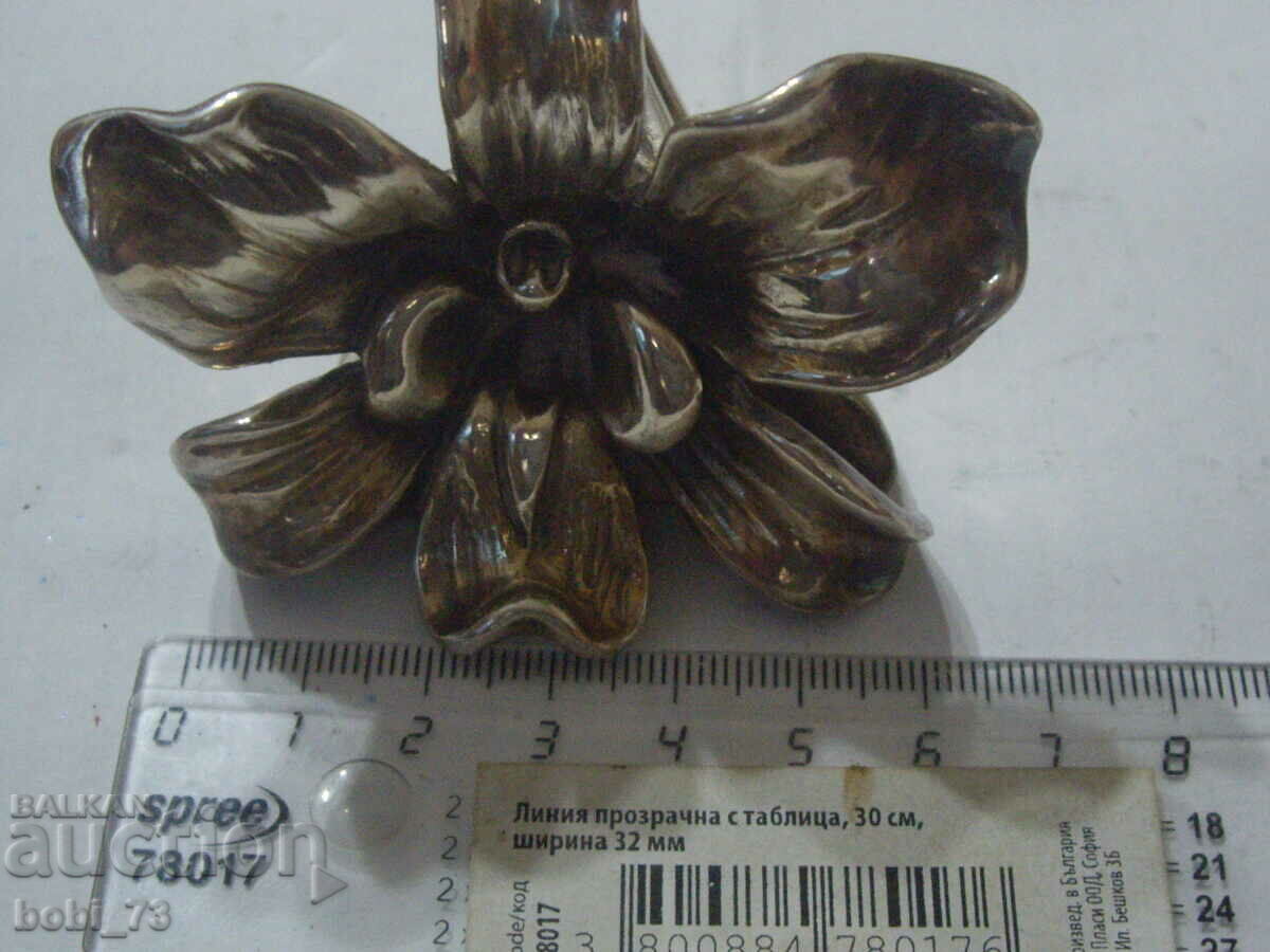 A very beautiful silver flower. with price 160.00 BGN | € 81.81 A very beautiful silver flower. with price 160.00 BGN | € 81.81