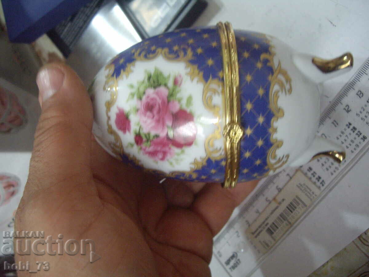 Porcelain egg holder.