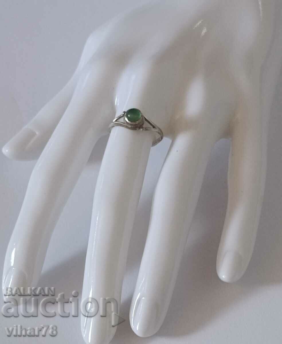 Δημοπρασία Ένα παλιό ασημένιο δαχτυλίδι