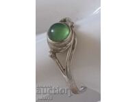 Ένα παλιό ασημένιο δαχτυλίδι