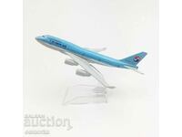 Boeing 747 airplane model model Korean Air metal liner