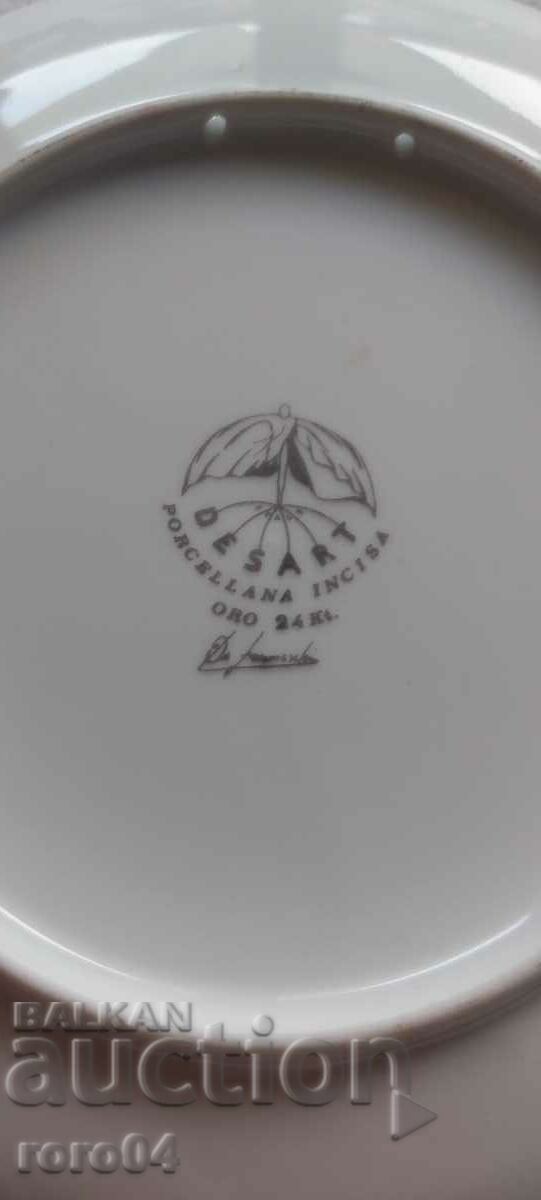 PORCELAIN PLATE - 24K GOLD - 6