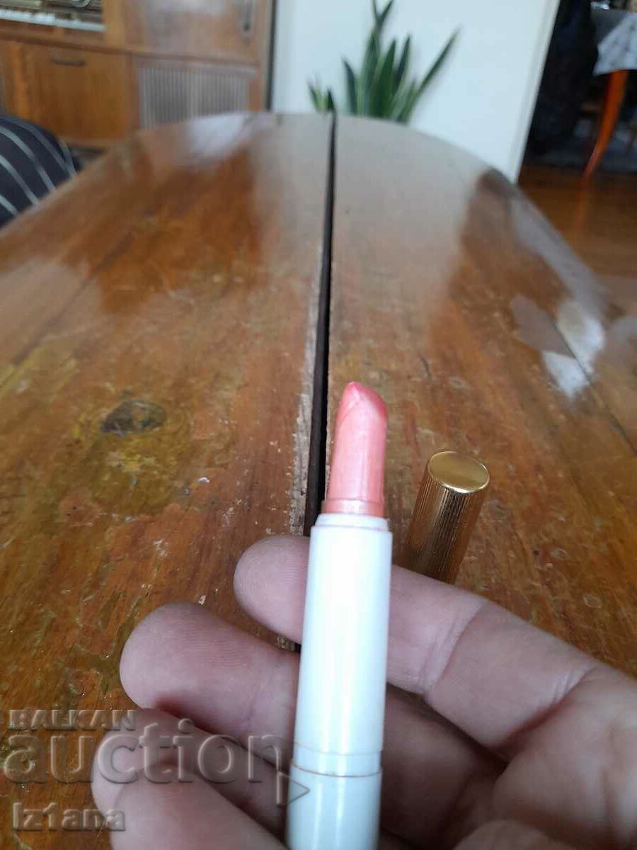 Auction  Old lipstick