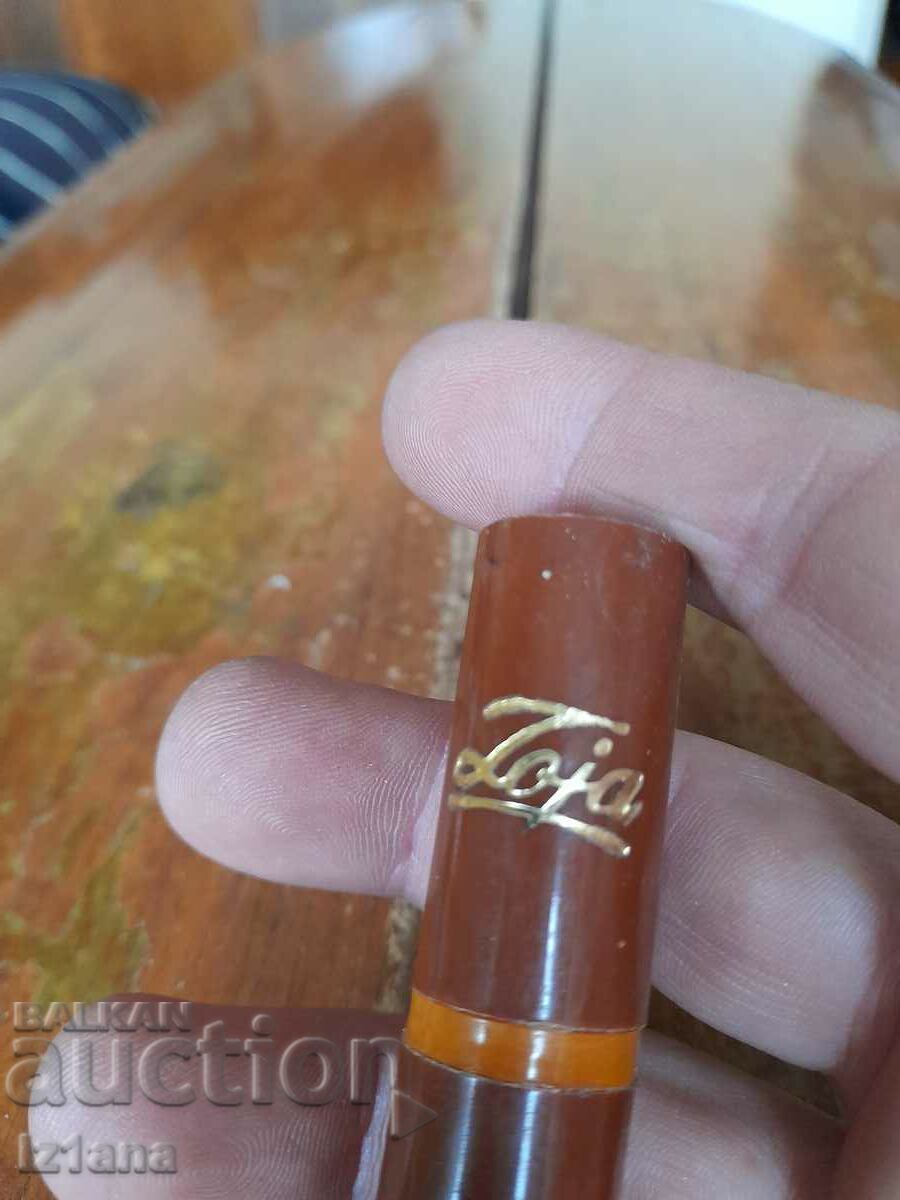 Old Zoja lipstick with price 16.00 BGN | € 8.18 Old Zoja lipstick with price 16.00 BGN | € 8.18