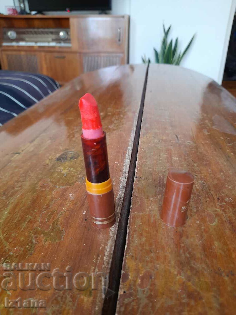 Old Zoja lipstick - 5 Old Zoja lipstick - 5