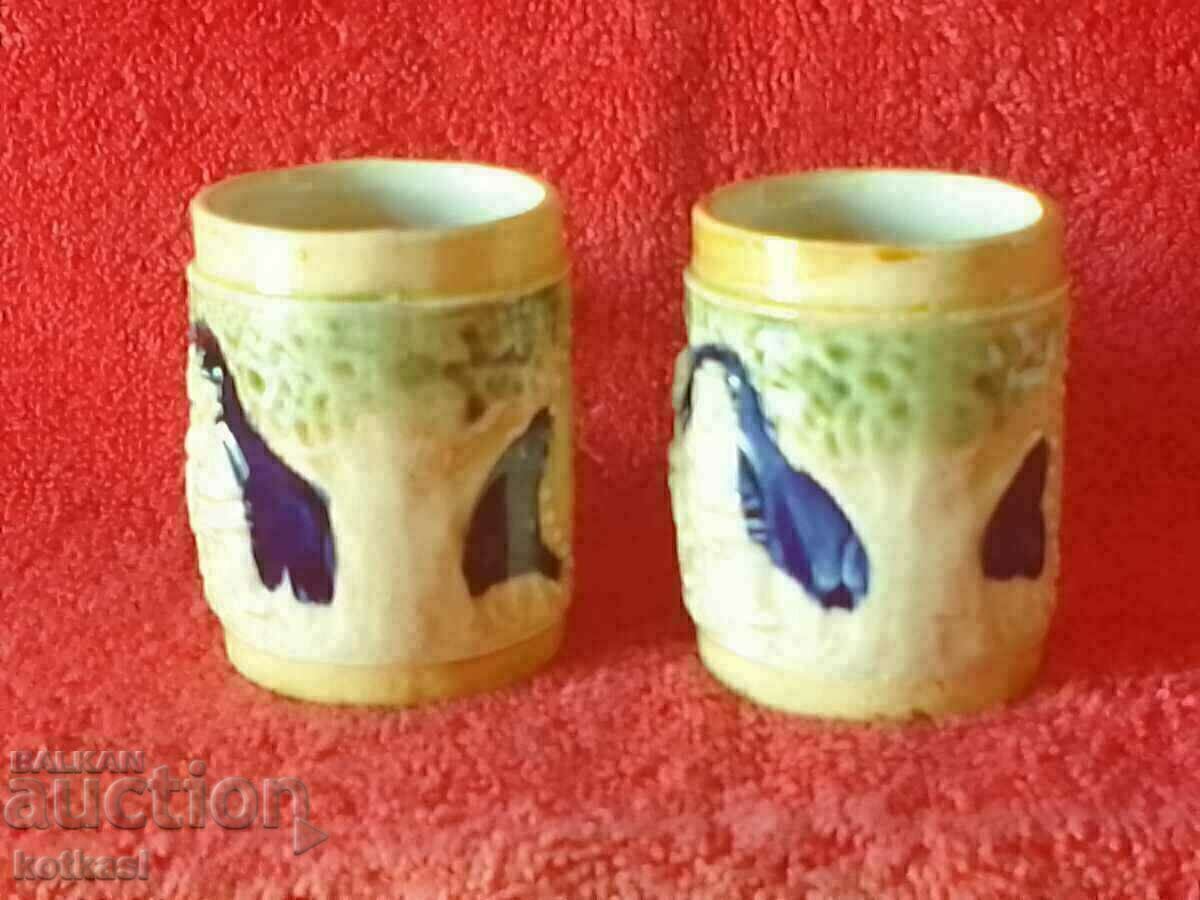 Πολλά δύο μικρά ποτήρια προσκαλούν τη Γερμανία με τιμή 12.50 BGN | € 6.39