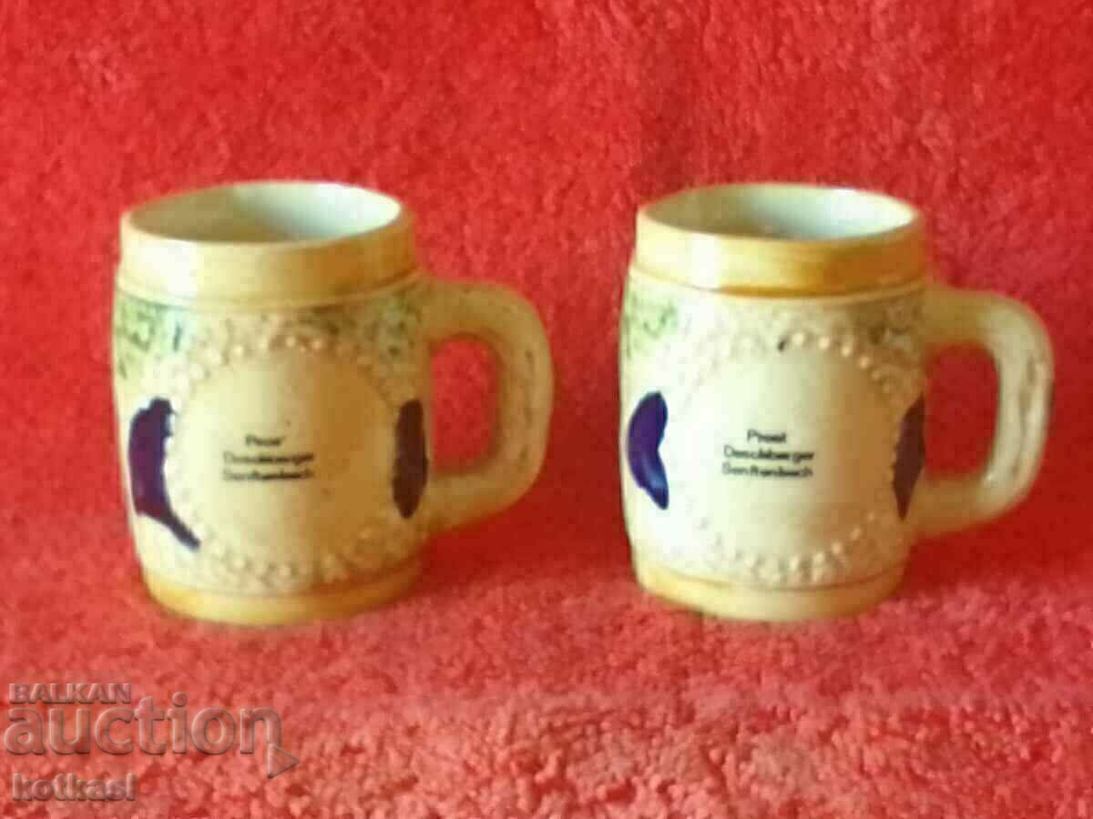 Δημοπρασία Πολλά δύο μικρά ποτήρια προσκαλούν τη Γερμανία