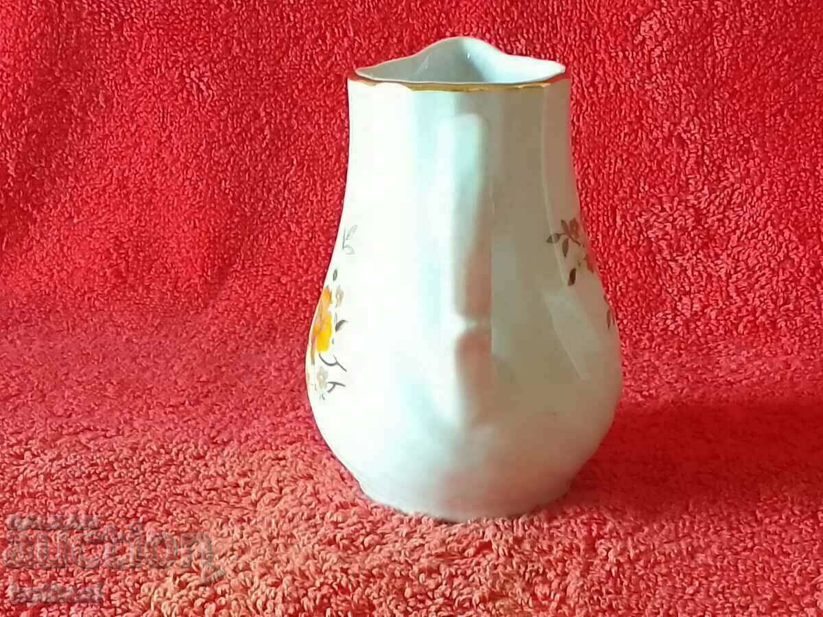 Delivery of Old Bulgarian porcelain Latiera vessel small jug gilding Delivery of Old Bulgarian porcelain Latiera vessel small jug gilding