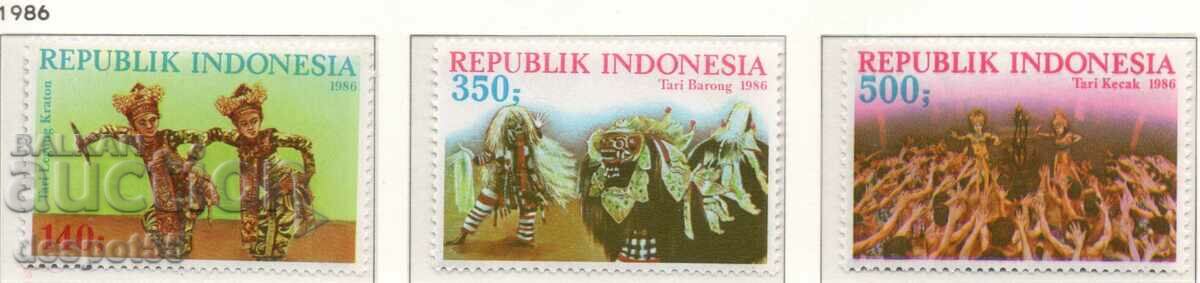1986. Индонезия. Традиционни танци.