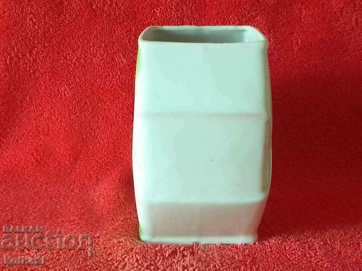 Delivery of Old Bulgarian porcelain pot Coffee jar Delivery of Old Bulgarian porcelain pot Coffee jar