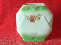 Vechi vas bulgaresc din portelan Borcan pentru Fide