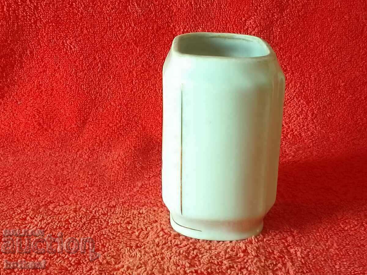 Delivery of Old Bulgarian porcelain jar Jar for cumin gilding Delivery of Old Bulgarian porcelain jar Jar for cumin gilding