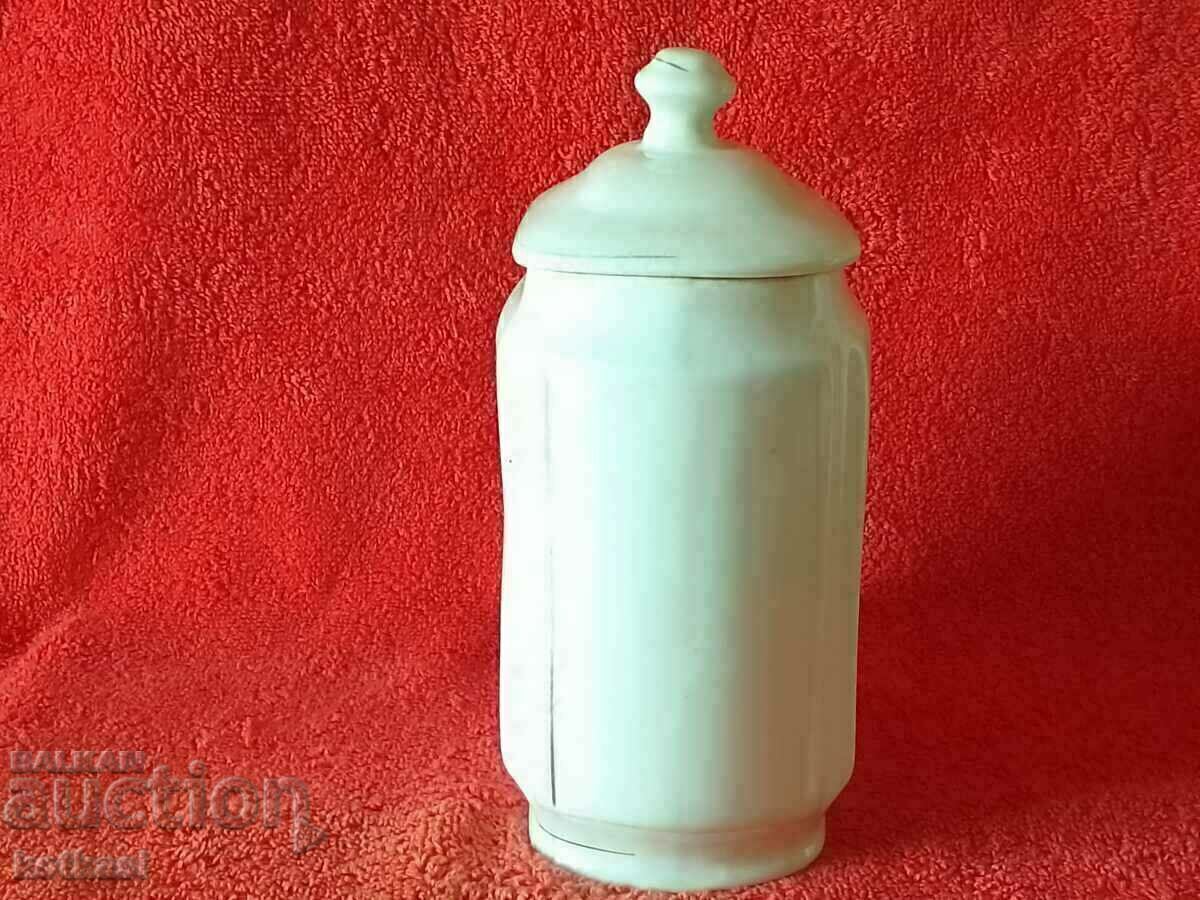 Vas vechi din porțelan bulgar Borcan pentru aurirea orezului cu preț 8.50 BGN | € 4.35 Vas vechi din porțelan bulgar Borcan pentru aurirea orezului cu preț 8.50 BGN | € 4.35